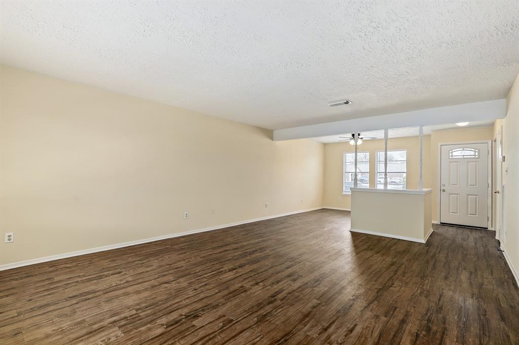 11515 Loyola Drive, Cypress, Texas image 4