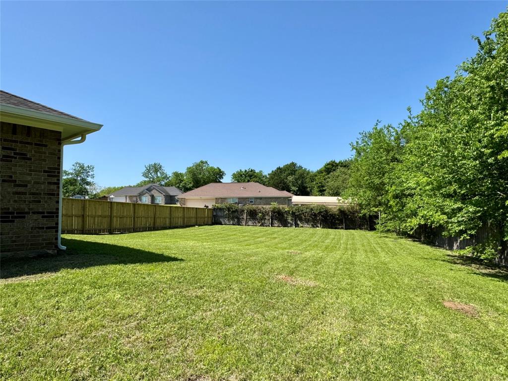 608 Olde Oaks Circle, Madisonville, Texas image 20