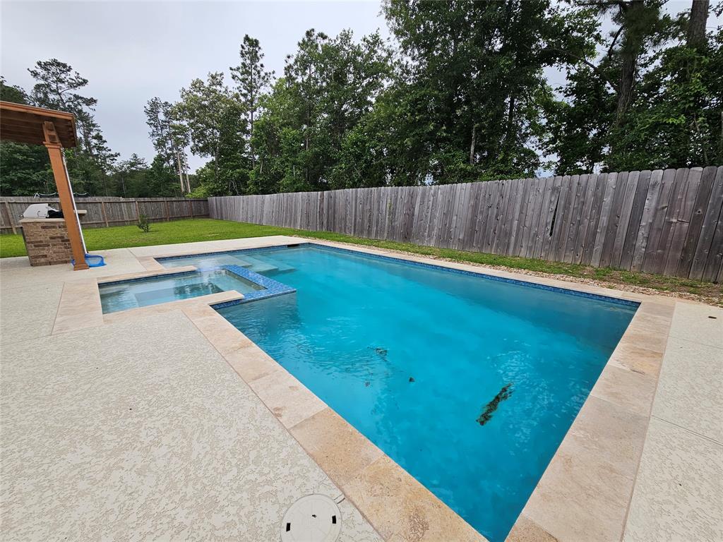 14459 Sunny Bend Way, Conroe, Texas image 5