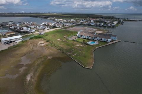 A home in Tiki Island