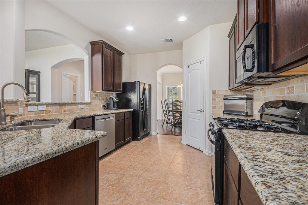 Baytown, Texas 77520, United States, 4 Bedrooms Bedrooms, ,3 BathroomsBathrooms,Residential,Active,149133