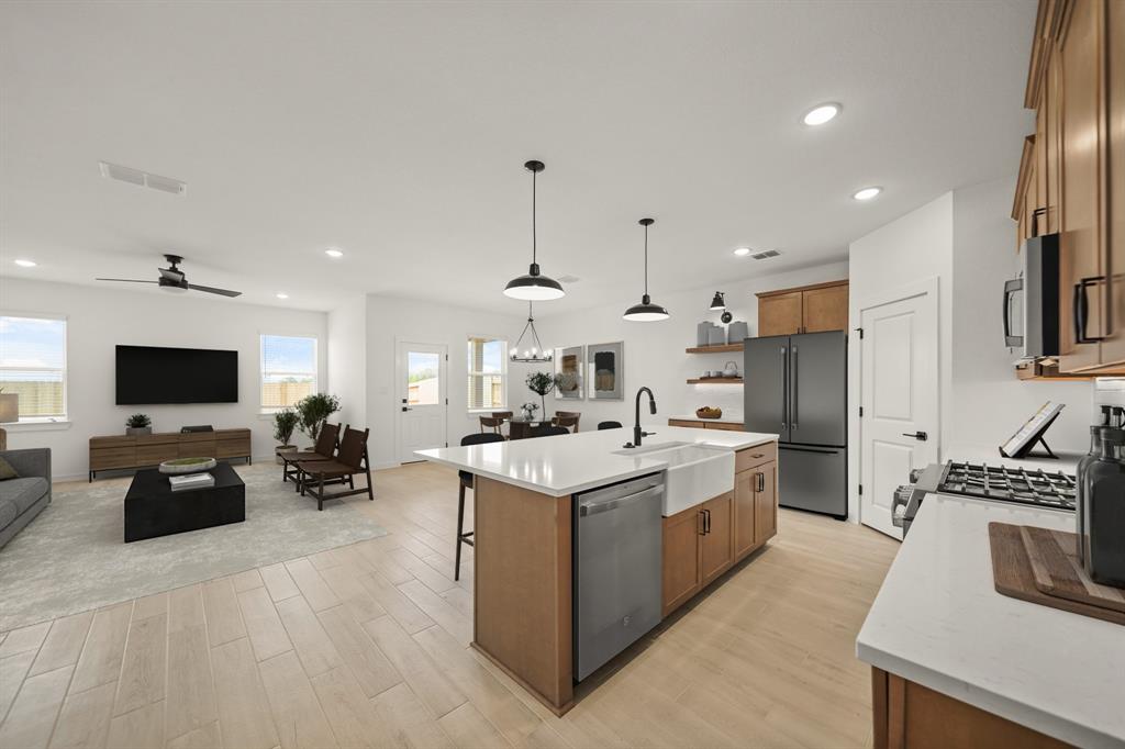 291 Ice Shore Trail