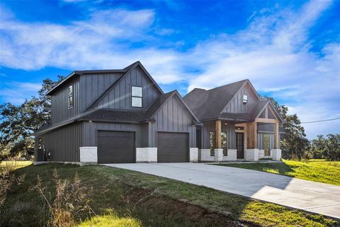 A home in Angleton