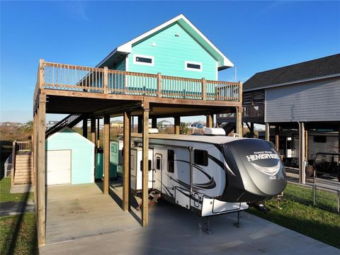 A home in Crystal Beach