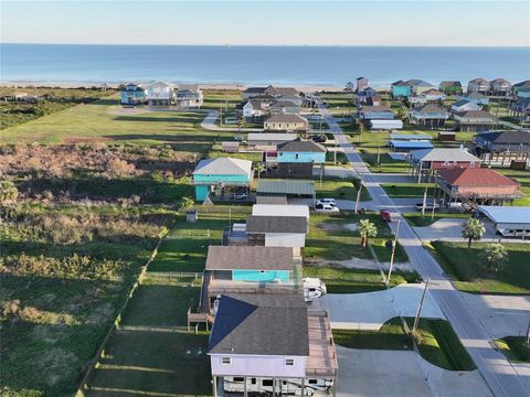 A home in Crystal Beach