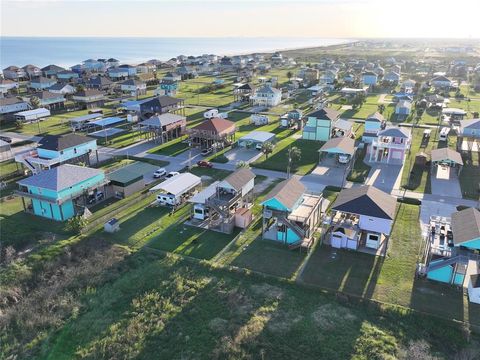 A home in Crystal Beach