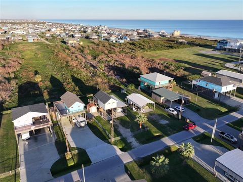 A home in Crystal Beach