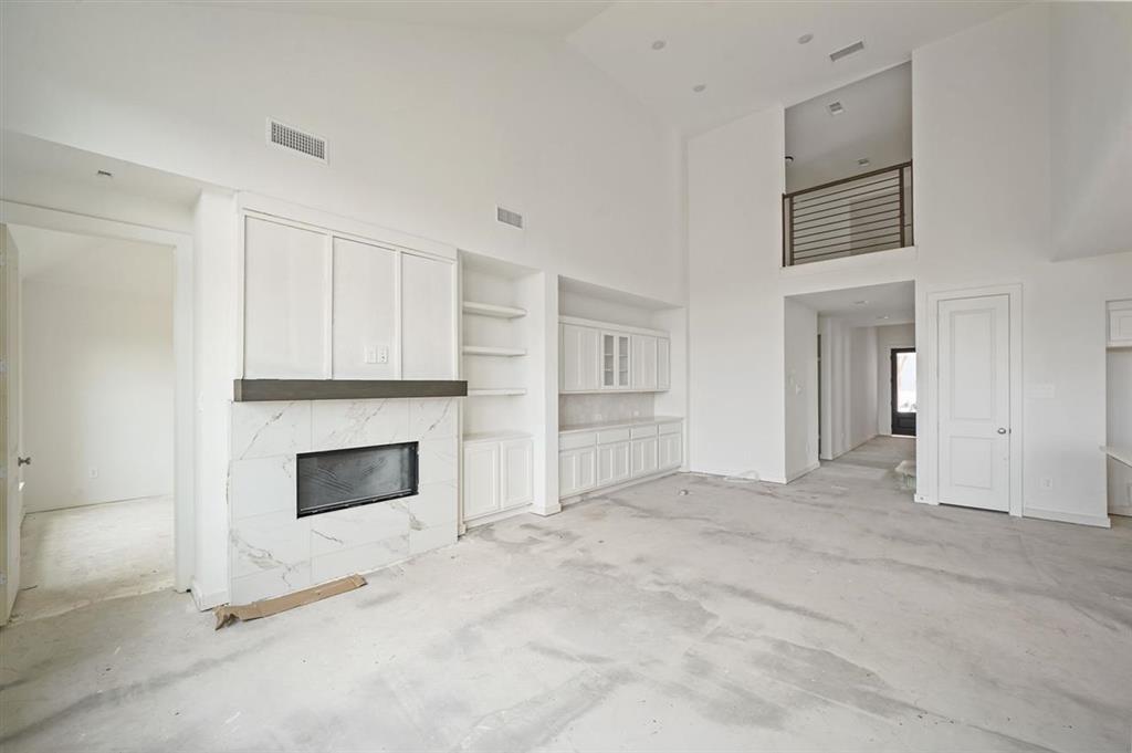 1106 Mercantile Street