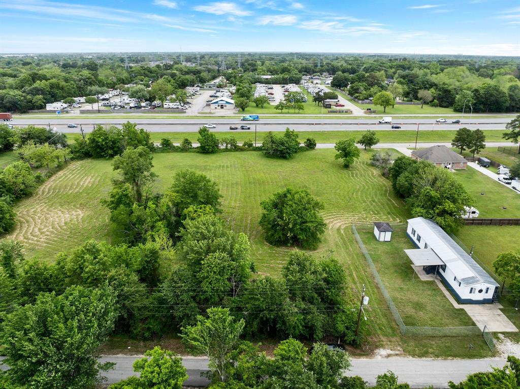 1332 Mabry Street, Baytown, Texas image 3