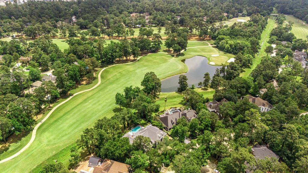 35 N Brokenfern Drive, Spring, Texas image 14