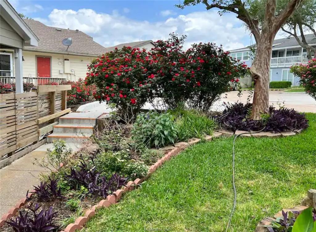 129 April Point Drive, Conroe, Texas image 13