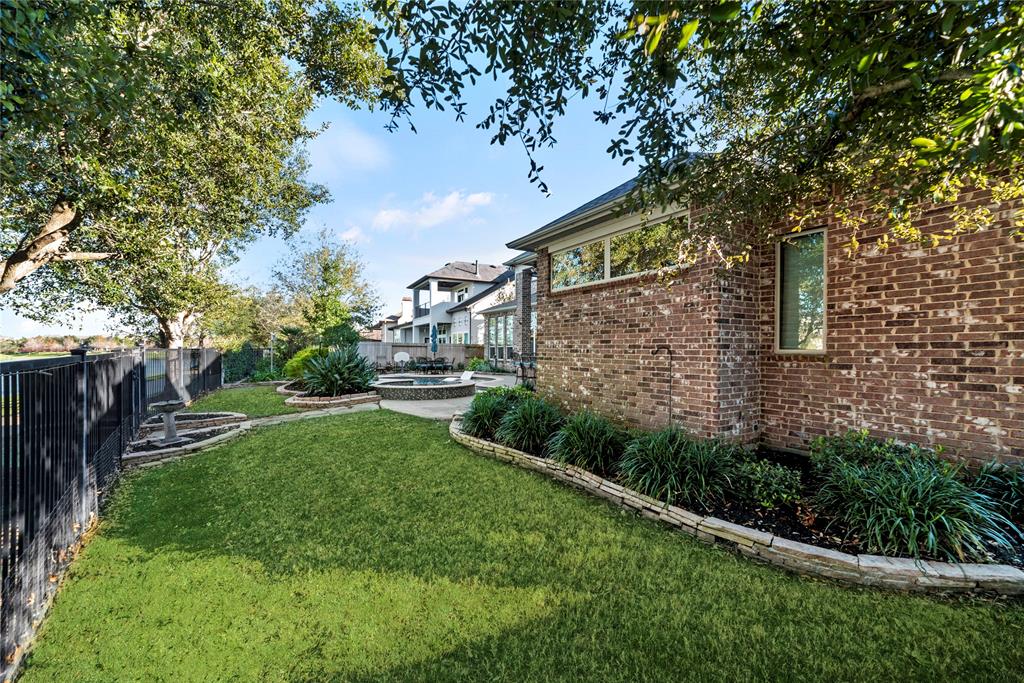 27402 Hollow Pass Lane, Katy, Texas image 40