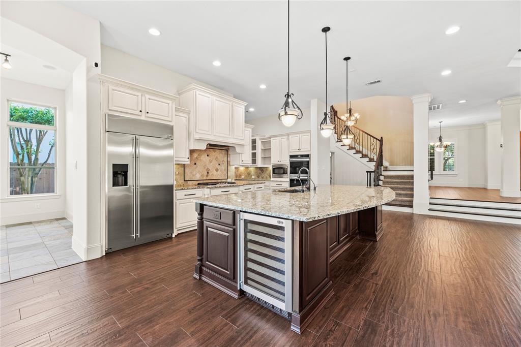 27402 Hollow Pass Lane, Katy, Texas image 11