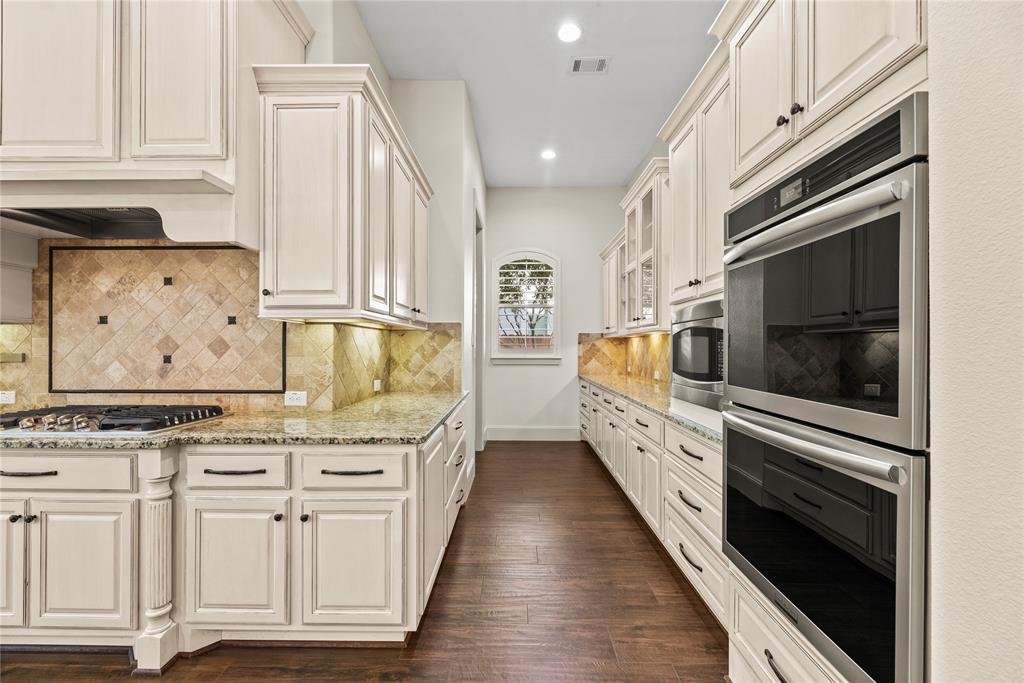 27402 Hollow Pass Lane, Katy, Texas image 12