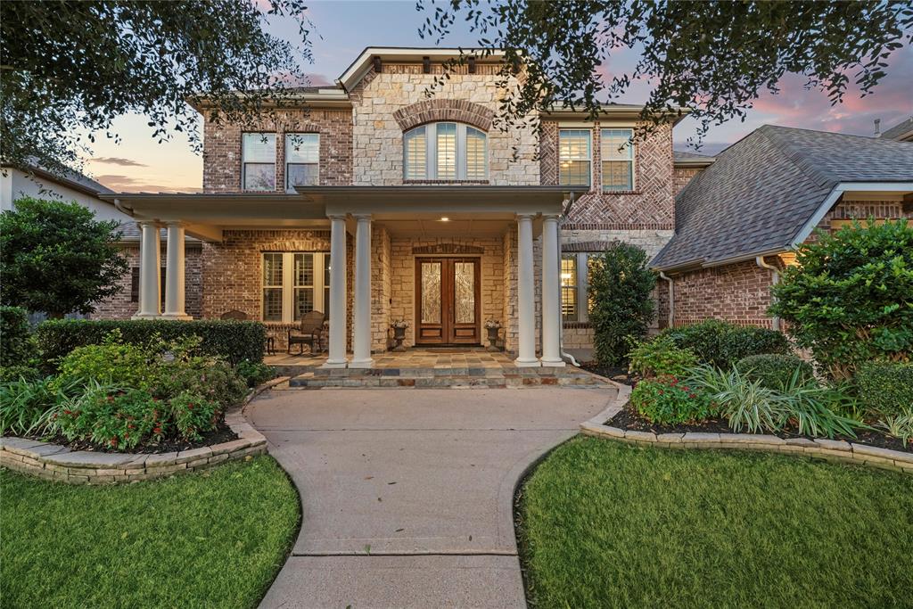 27402 Hollow Pass Lane, Katy, Texas image 4