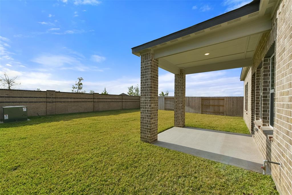 1102 Wildflower Way Drive, Beasley, Texas image 35