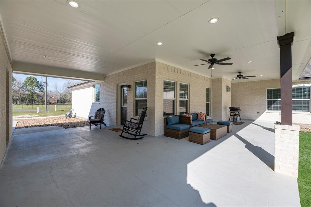 572 Pinchback Drive, Anahuac, Texas image 35