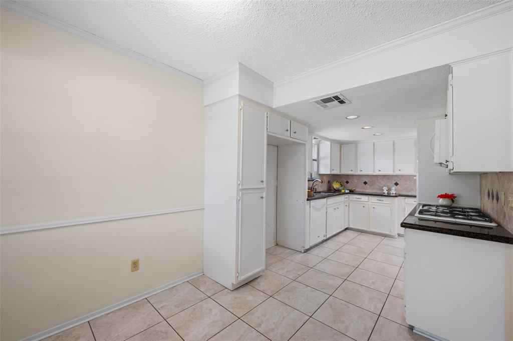 1403 Maygrove Drive, Sugar Land, Texas image 16