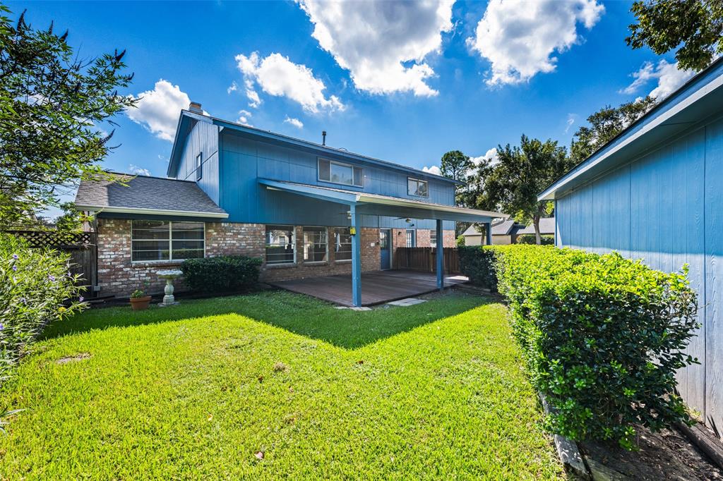 1403 Maygrove Drive, Sugar Land, Texas image 4