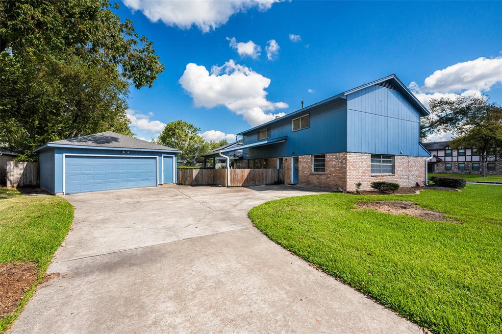 1403 Maygrove Drive, Sugar Land, Texas image 40