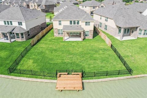 Single Family Residence in Katy TX 3734 Savio River Court.jpg