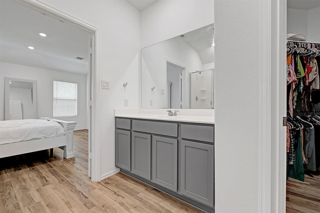 4818 Penton Meadow Lane, Rosharon, Texas image 14