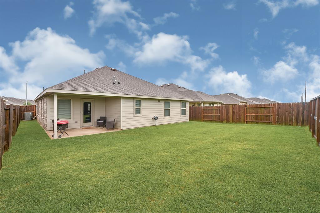 4818 Penton Meadow Lane, Rosharon, Texas image 16