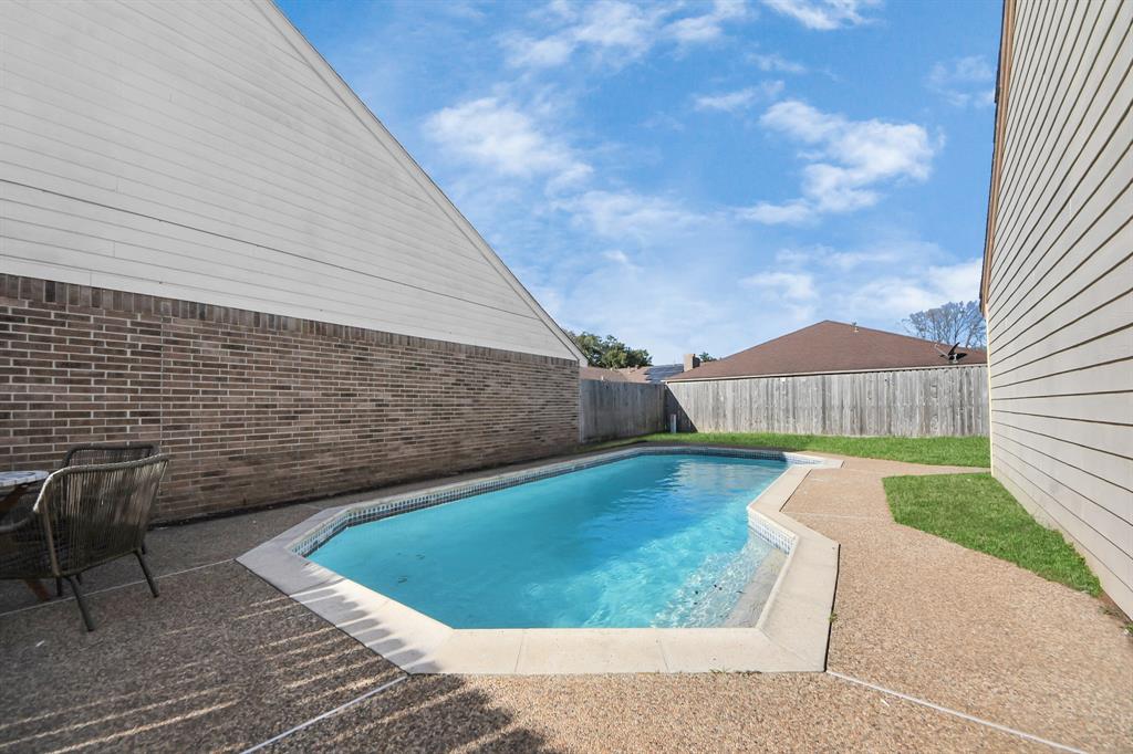 3906 Crystal Falls Drive, Missouri City, Texas image 41