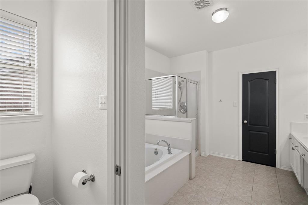 1056 Jennifer Street, Alvin, Texas image 20