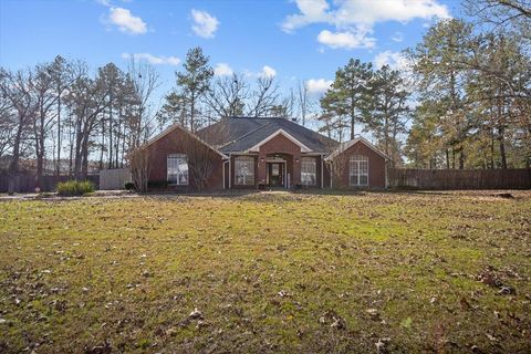 A home in Lufkin