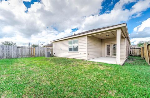 A home in Rosharon