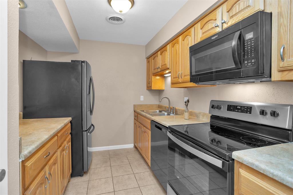 6912 Williams Drive, Galveston, Texas image 11