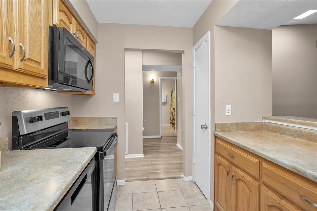 6912 Williams Drive, Galveston, Texas image 13
