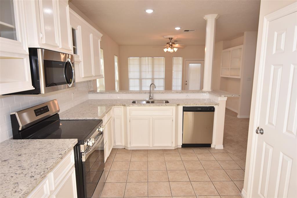 12946 Centaurus Court, Willis, Texas image 7