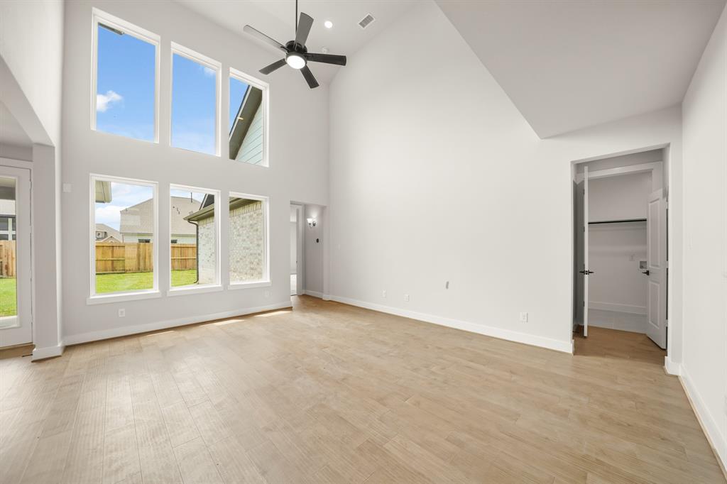 10906 Spring Wind Drive