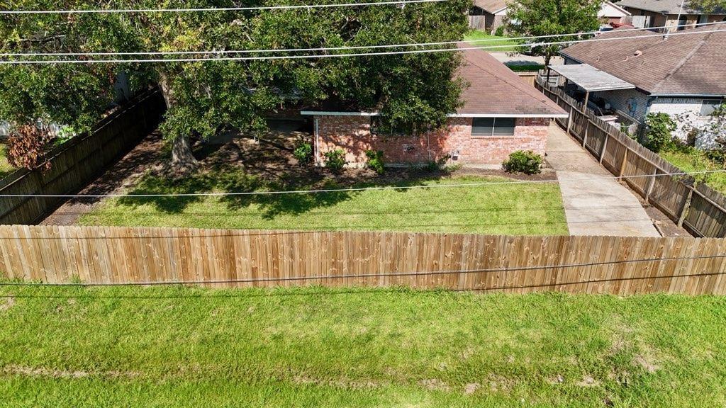 2307 Goodrich Street, Pearland, Texas image 21