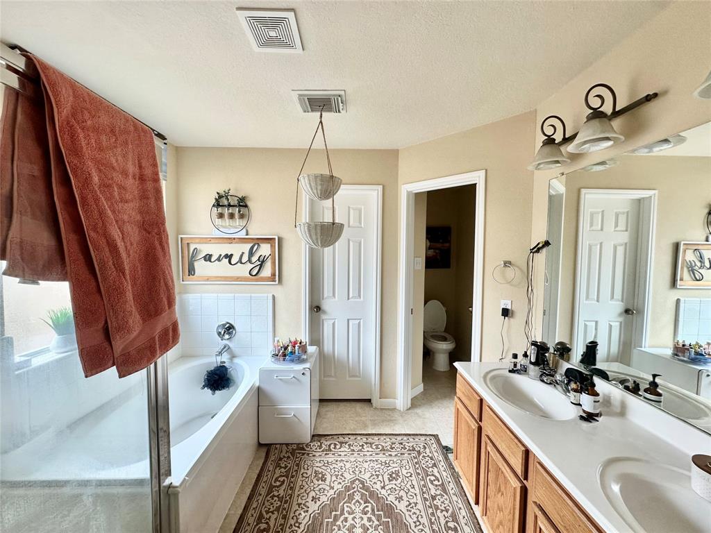 5903 Llano Creek Drive, Katy, Texas image 7