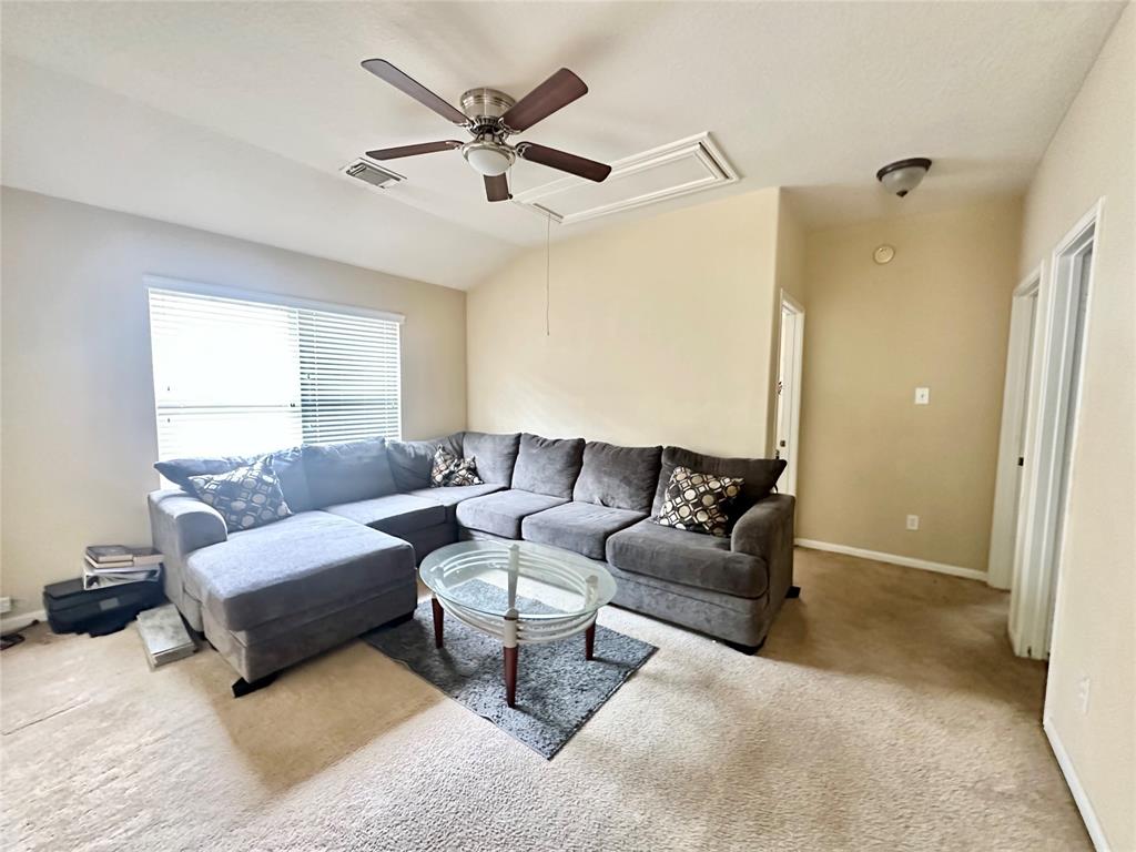 5903 Llano Creek Drive, Katy, Texas image 9