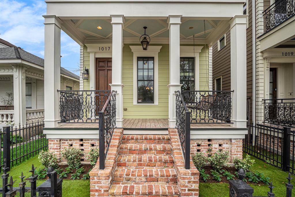 1017 E 26th Street, Houston, Texas image 2