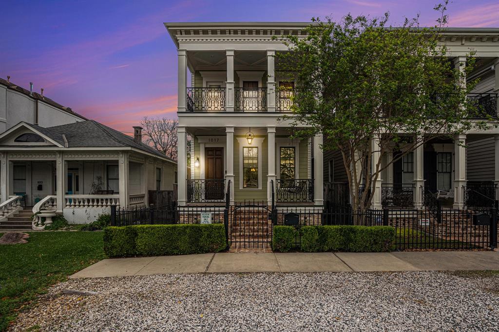 1017 E 26th Street, Houston, Texas image 1