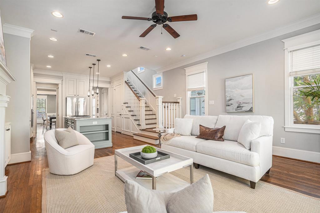 1017 E 26th Street, Houston, Texas image 6