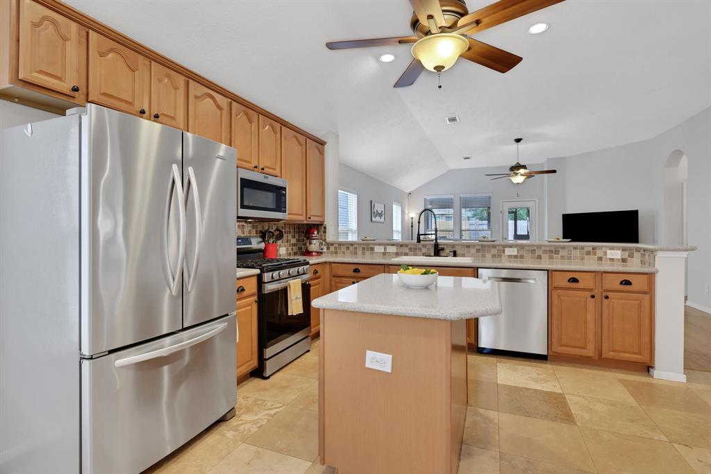 19134 Northfork Bend Lane, Tomball, Texas image 12