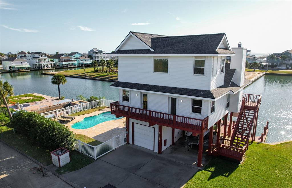 16619 Bayfront Drive