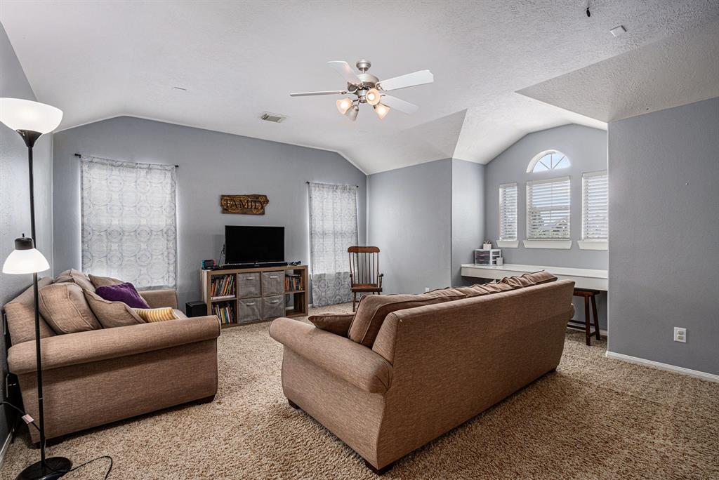 4604 Chaperel Drive, Pearland, Texas image 17