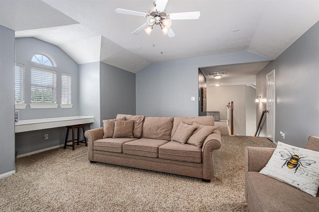4604 Chaperel Drive, Pearland, Texas image 16