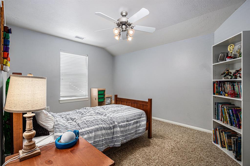 4604 Chaperel Drive, Pearland, Texas image 21