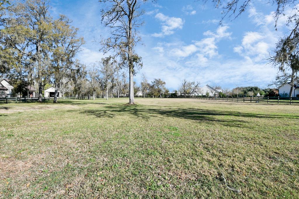 5010 Woodside Lane, Fulshear, Texas image 16