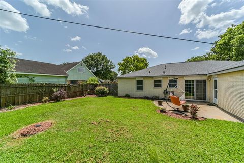 A home in Dickinson