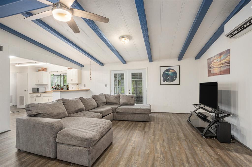 16220 Hudson Road, Santa Fe, Texas image 6