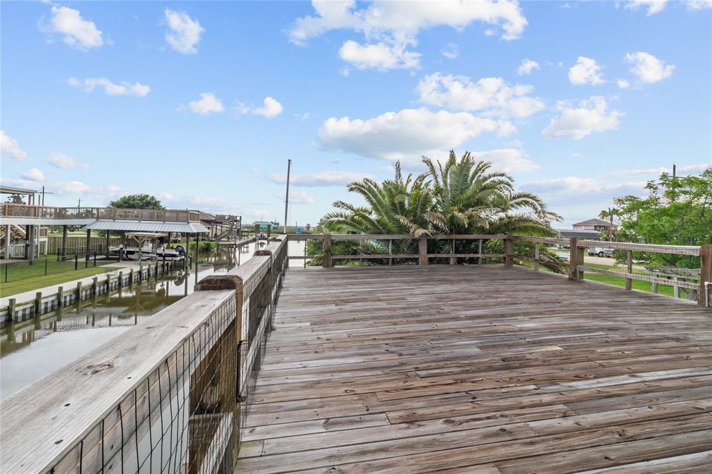 1114 Helen Dowdy, Port Bolivar, Texas image 17